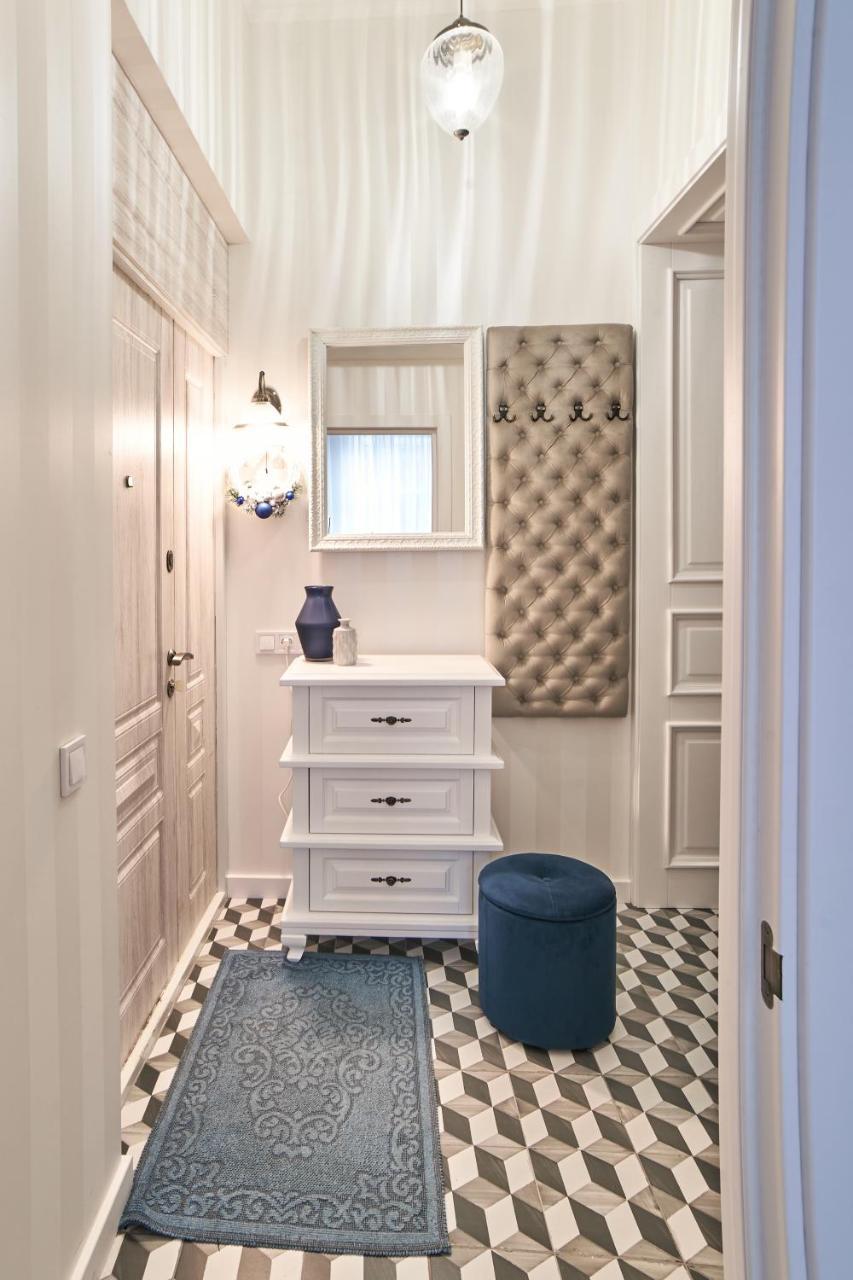 Lux Apartament На Левицького ลวีฟ ภายนอก รูปภาพ